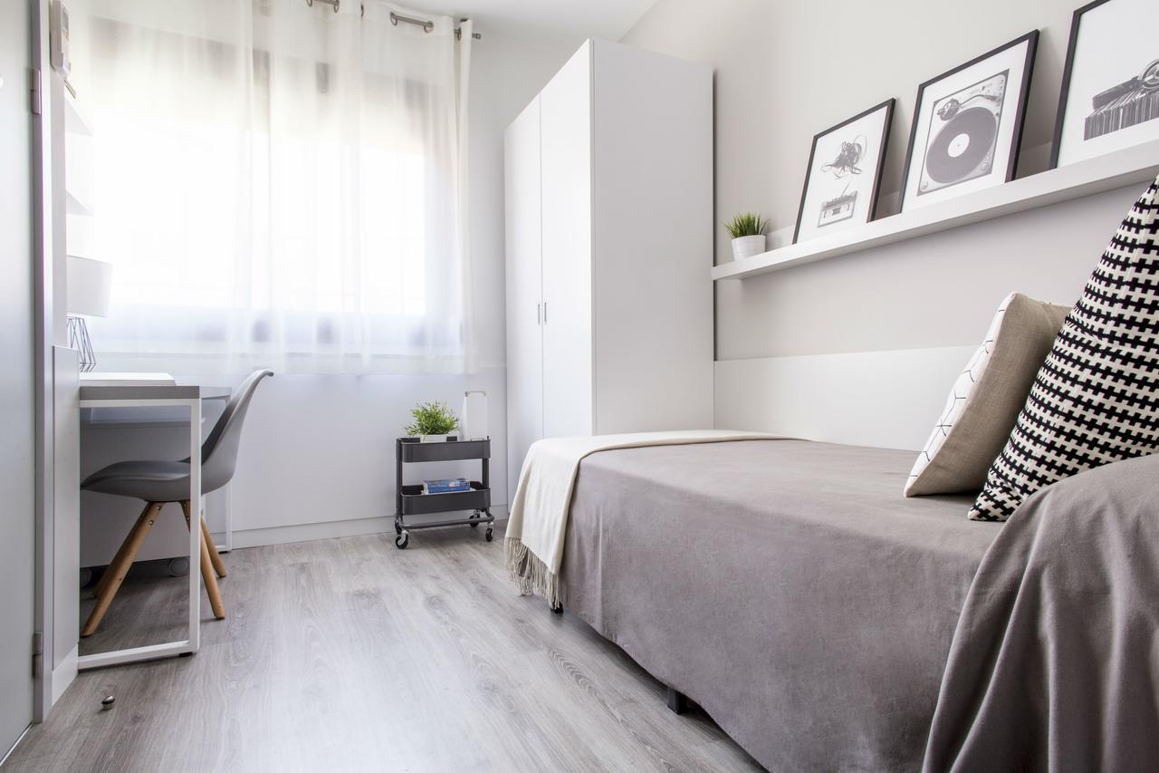 Residencia Universitaria Resa Barcelona Diagonal Eksteriør bilde